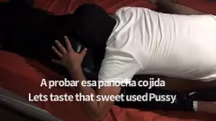 Redare Curva în negru: un cuplu excitat futează cu vibratoare duble și jucării sexuale