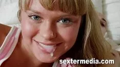Reproduzir Menina bonitinha penetrava na bunda