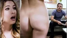 Reproducir Incluso puede rasgar sus medias cuando tiene ganas de tener sexo con ella.