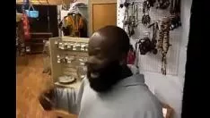 Oynat Şehvetli bir süpürge her zaman sevgiyle filme alınır