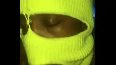 Reproducir Adolescente caliente se moja chupando la gran polla de novio