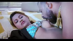 تشغيل مواجهة سودبا القذرة محلية الصنع: الجنس الخام ونائب الرئيس داخل بوسها الضيق
